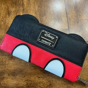 Loungefly Mickey Mouse wallet